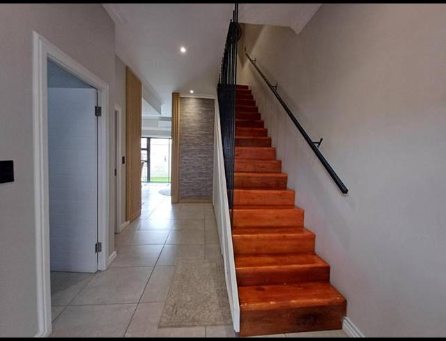 4 BEDROOM APARTMENT FOR SALE IN MORNINGSIDE